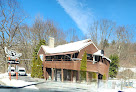 Eagle’s Nest Motor Lodge